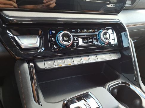 Used 2026 GMC Sierra 1500 AT4 w/ AT4 Premium Package image 20