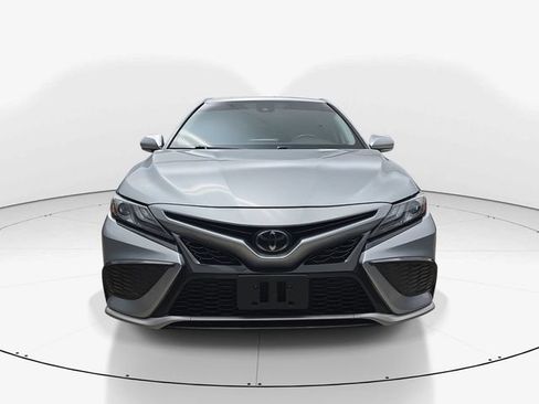 Used 2022 Toyota Camry XSE FWD image 12
