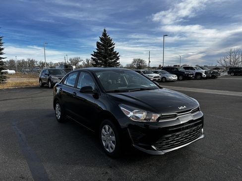 Used 2023 Kia Rio LX image 7