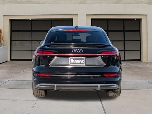 Used 2022 Audi e-tron Premium w/ Interior Protection Package image 5