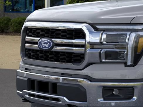 New 2026 Ford F150 Lariat w/ Equipment Group 501A Mid AWD/4WD image 18