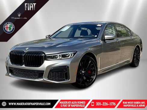 Used 2022 BMW 750i xDrive w/ M Sport Package AWD/4WD image 1