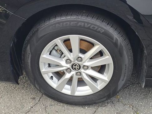 Used 2025 Toyota Camry LE image 16