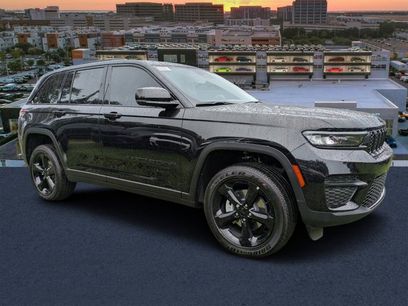 New 2025 Jeep Grand Cherokee Altitude