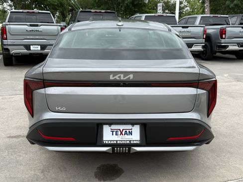 Used 2025 Kia K4 image 7