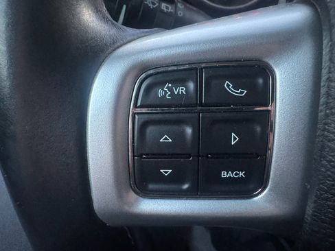 Used 2013 Dodge Journey SE w/ Flexible Seating Group image 18