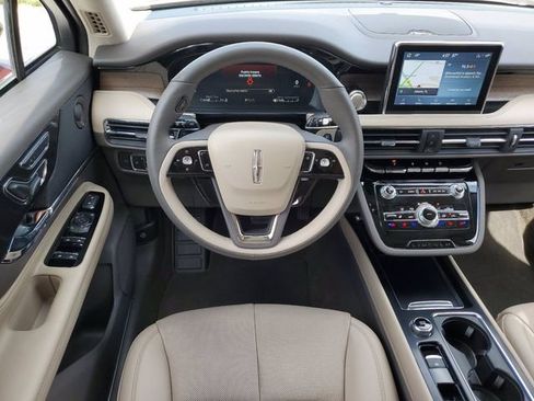 Certified 2021 Lincoln Corsair Reserve w/ Elements Package image 15