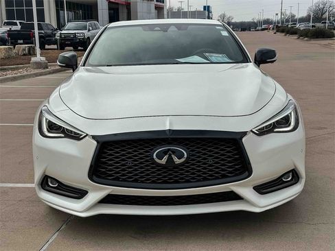 Used 2022 INFINITI Q60 Red Sport 400 w/ Carbon Fiber Package image 8