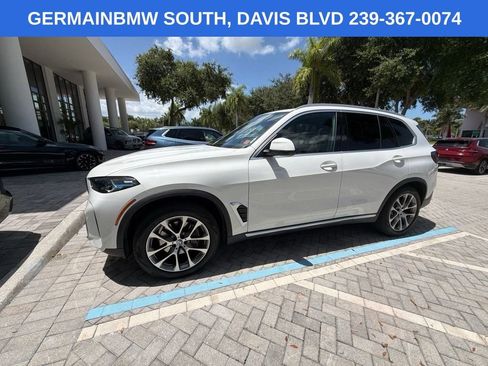 Used 2024 BMW X5 xDrive40i w/ Premium Package AWD/4WD image 1