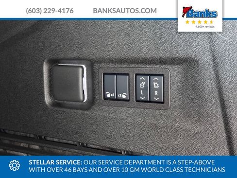 Certified 2025 GMC Yukon XL Denali AWD/4WD image 8