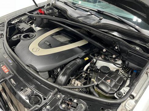 Used 2010 Mercedes-Benz GL 450 4MATIC image 27