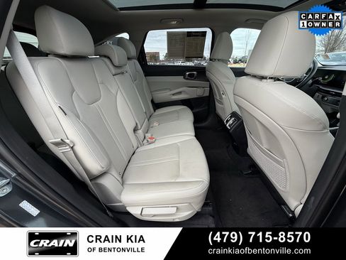 Certified 2025 Kia Sorento S w/ Panoramic Sunroof Package image 33