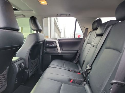Used 2018 Toyota 4Runner Limited image 13