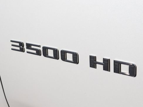 Used 2024 Chevrolet Silverado 3500 LTZ w/ LTZ Plus Package image 53