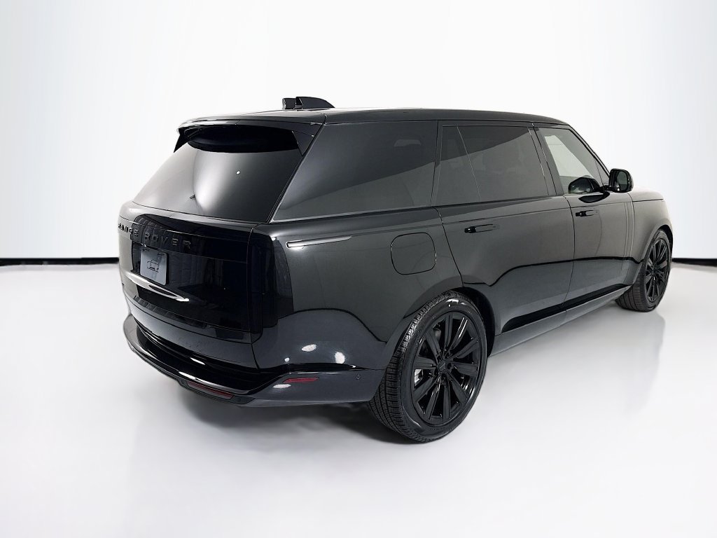 New 2026 Land Rover Range Rover Long Wheelbase SE AWD/4WD image 5