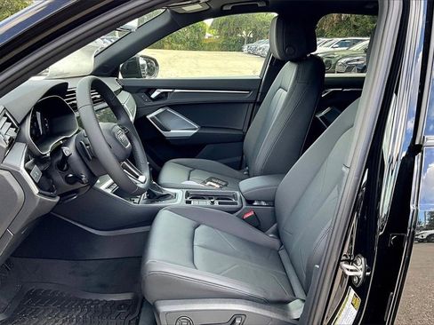 New 2025 Audi Q3 2.0T Premium image 21