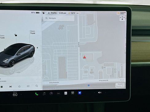 Used 2023 Tesla Model 3 Standard Range image 19