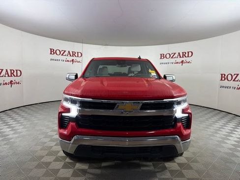 Used 2022 Chevrolet Silverado 1500 LT w/ Protection Package RWD image 2