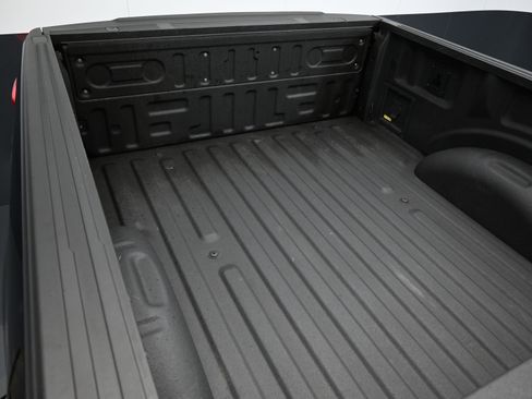 Used 2022 Ford F150 Lariat w/ Equipment Group 502A High image 42