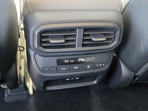 Certified 2024 Honda Pilot EX-L image 13