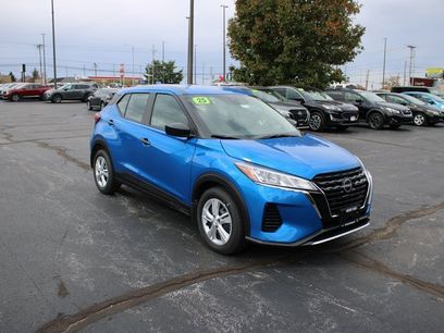 Used 2025 Nissan Kicks Play S