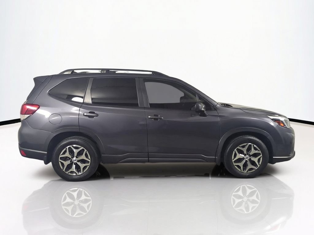 Used 2021 Subaru Forester Premium w/ Popular Package #1 AWD/4WD image 4