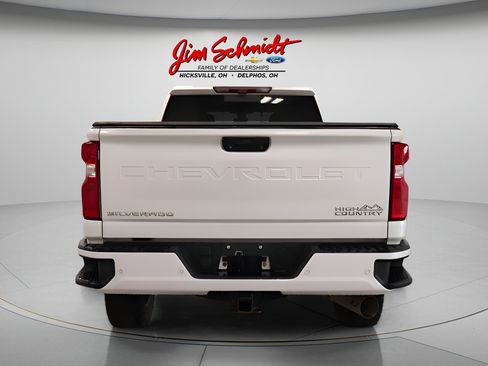 Used 2021 Chevrolet Silverado 2500 High Country w/ Z71 Off-Road Package AWD/4WD image 5