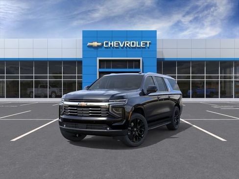 New 2026 Chevrolet Suburban Premier AWD/4WD image 8