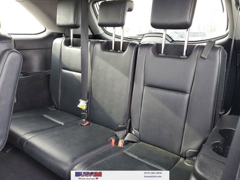 Used 2019 Toyota Highlander XLE image 14