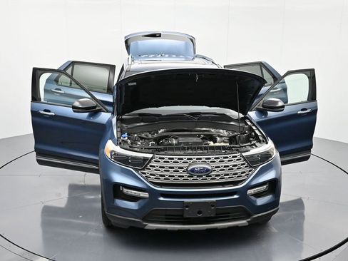 Used 2020 Ford Explorer Limited w/ Class III Trailer Tow Package image 48