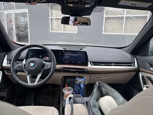 Used 2023 BMW X1 xDrive28i w/ Convenience Package image 16