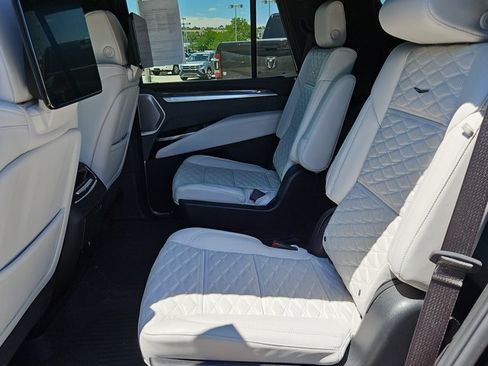 Used 2026 Cadillac Escalade V w/ LPO, ONYX Package AWD/4WD image 18