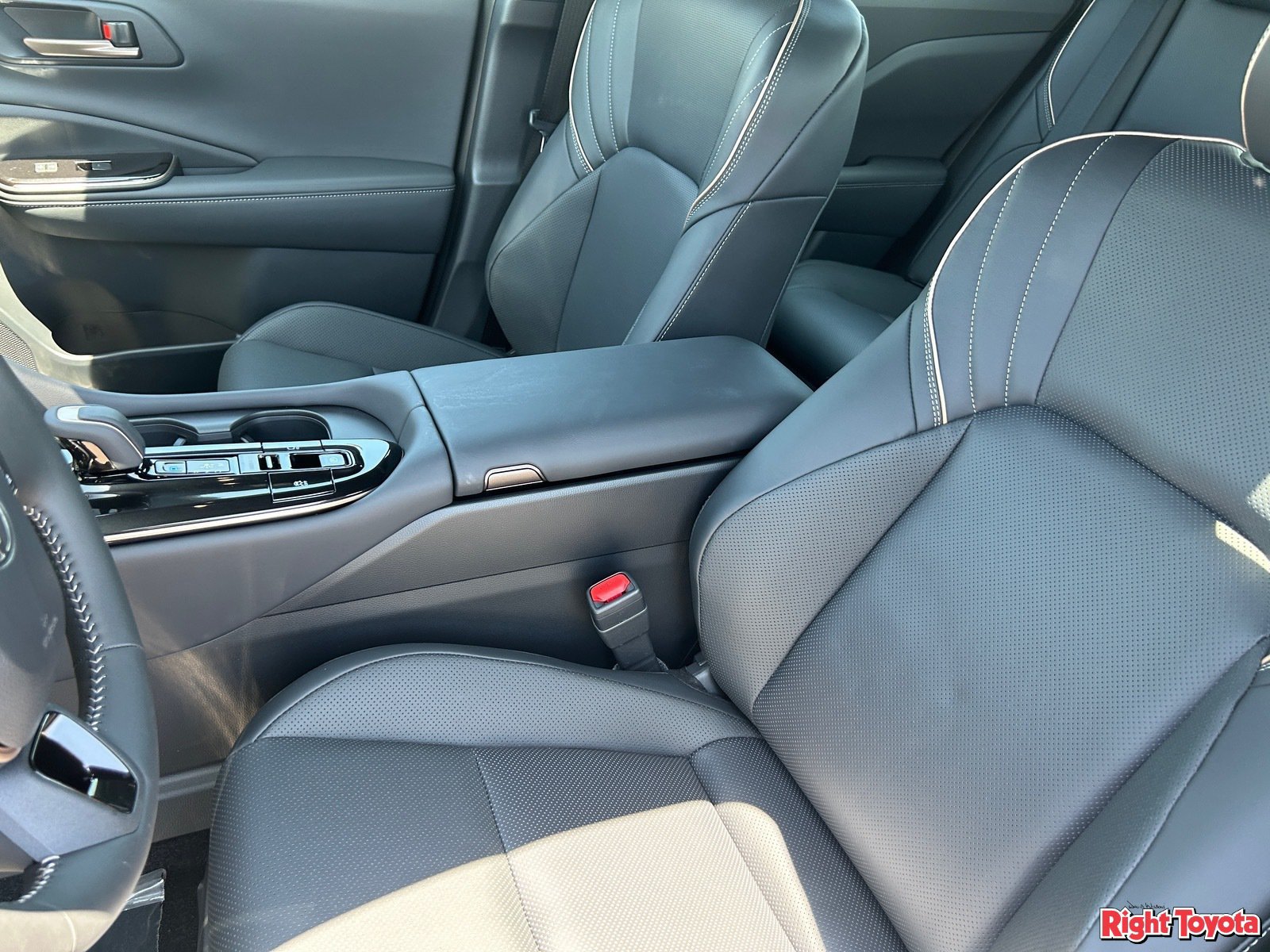 New 2026 Toyota Crown Platinum AWD/4WD image 17