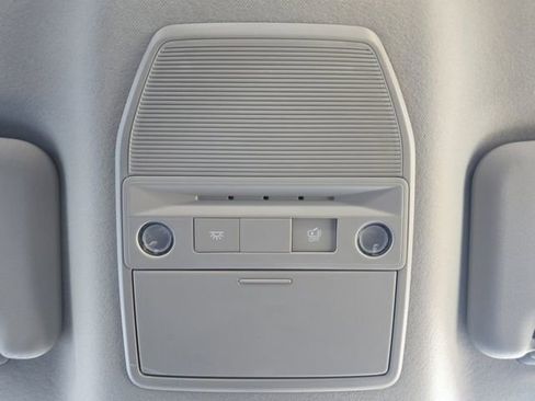 New 2026 Nissan Sentra SV image 7