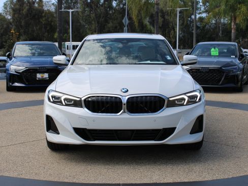 Used 2026 BMW 330i Sedan w/ Convenience Package RWD image 9