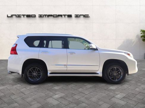 Used 2012 Lexus GX 460 image 7