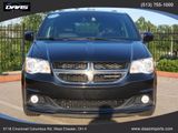 Used 2019 Dodge Grand Caravan SXT image 2