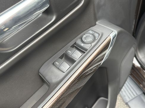Used 2019 Chevrolet Silverado 1500 RST AWD/4WD image 15