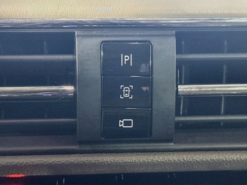 Used 2020 Lincoln Corsair Reserve w/ Equipment Group 201A FWD image 26