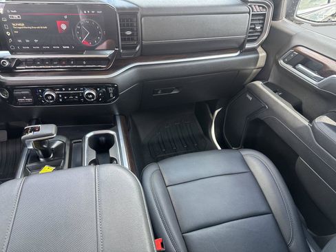 Used 2025 GMC Sierra 1500 SLT w/ SLT Premium Package AWD/4WD image 16