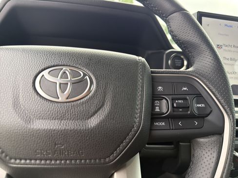Certified 2025 Toyota 4Runner Limited RWD image 11