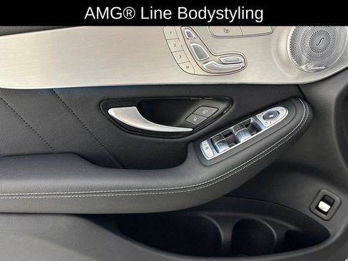 Used 2019 Mercedes-Benz GLC 300 4MATIC image 13