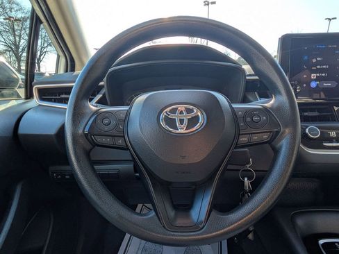 Used 2024 Toyota Corolla LE FWD image 22