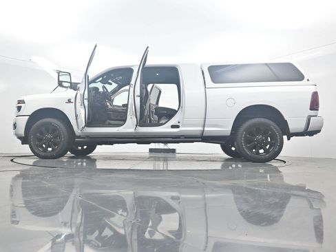 Used 2026 RAM 3500 Laramie w/ Night Edition AWD/4WD image 37