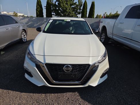 Used 2022 Nissan Altima 2.0 SR FWD image 5