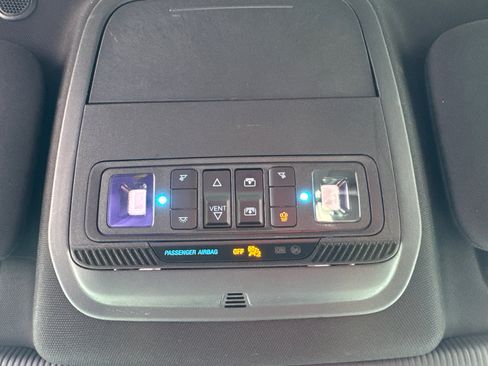 Used 2025 Ford Explorer Platinum w/ LUX Leather Package image 12