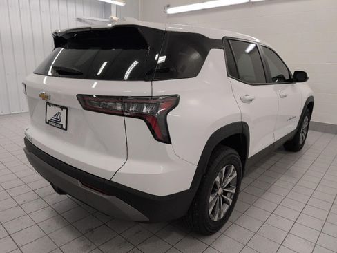 Certified 2025 Chevrolet Equinox LT FWD image 19