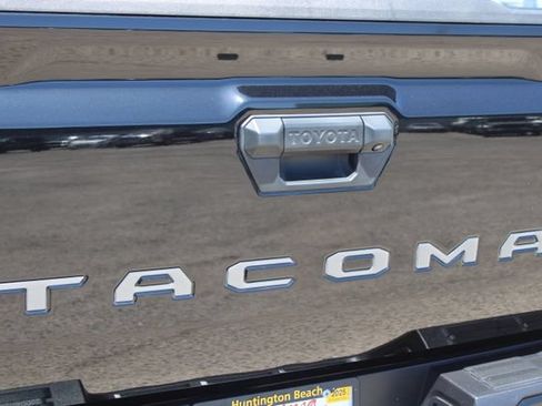 Used 2024 Toyota Tacoma SR5 AWD/4WD image 10