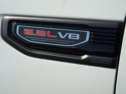 New 2026 GMC Sierra 1500 AT4X AWD/4WD image 10