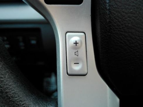 Used 2016 Toyota Tundra SR5 w/ TRD Off Road Package image 30